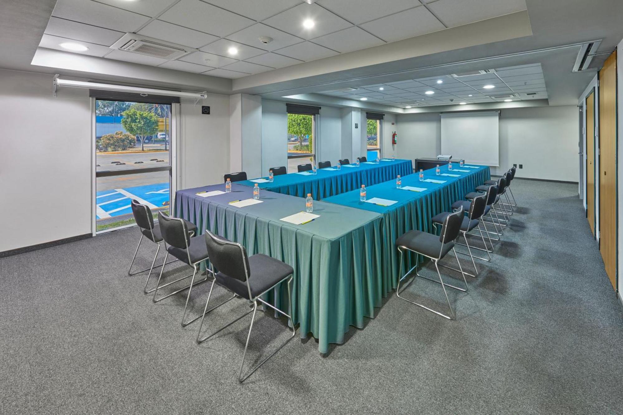 City Express By Marriott Ciudad De Mexico Plaza Central Exterior photo