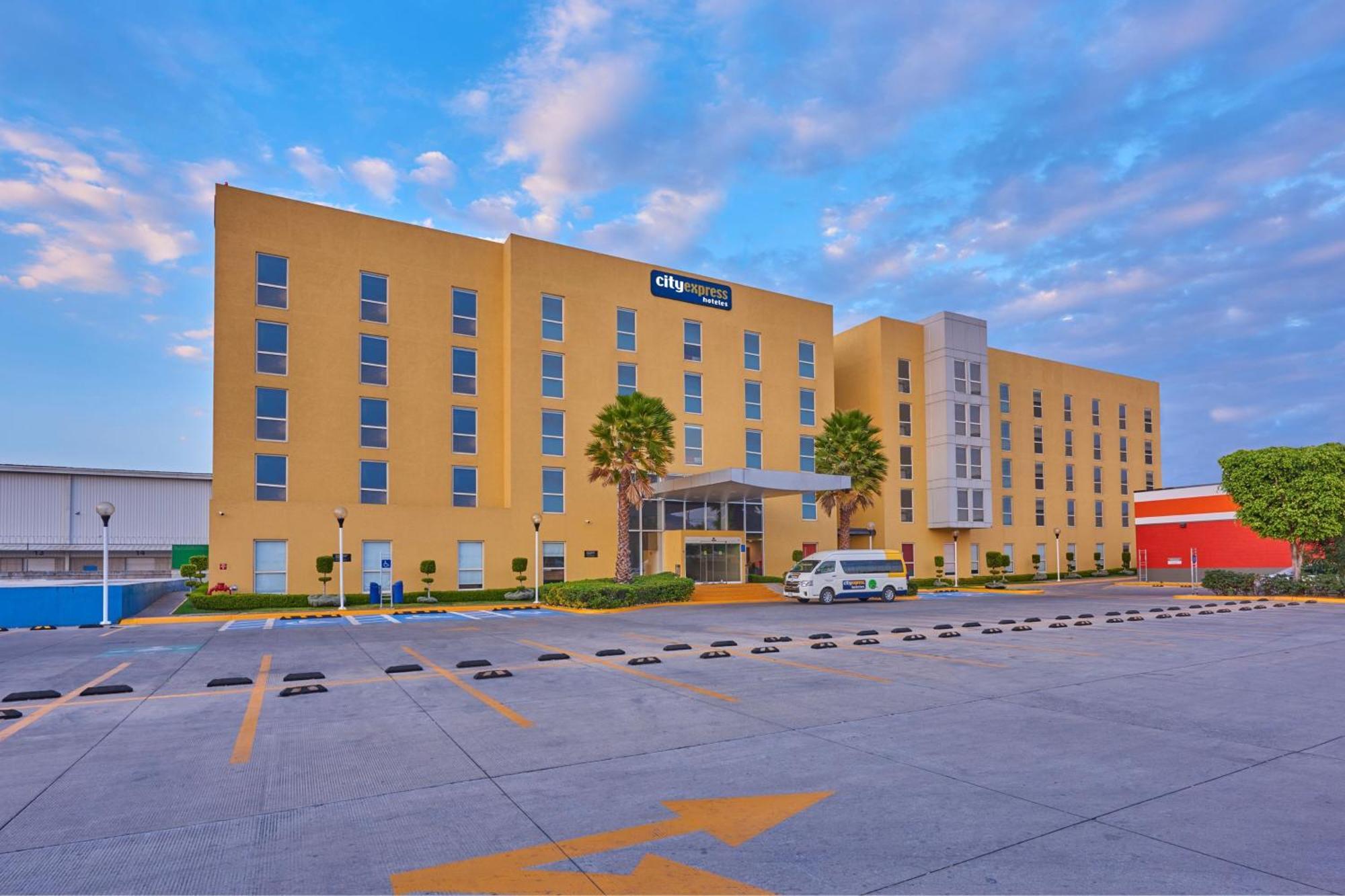 City Express By Marriott Ciudad De Mexico Plaza Central Exterior photo